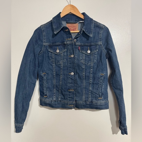 Levi's Jackets & Blazers - Levi’s Women's Blue Denim Jacket Small